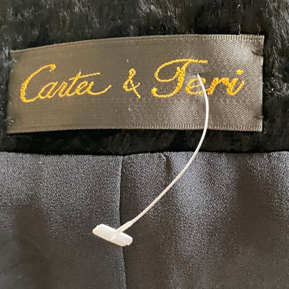 Carter & Teri faux pony Shibori with black clover shaped sequins - Picture 7 of 7